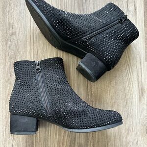 Kids Sz 4 Black Studded Ankle Boots